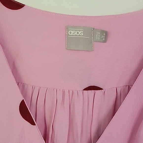 NWOT ASOS DESIGN Oversized Wrap Blouse with Dip Hem in Spot size US 4 - Picture 3 of 6